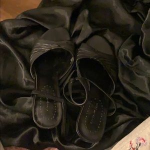 Short heel
